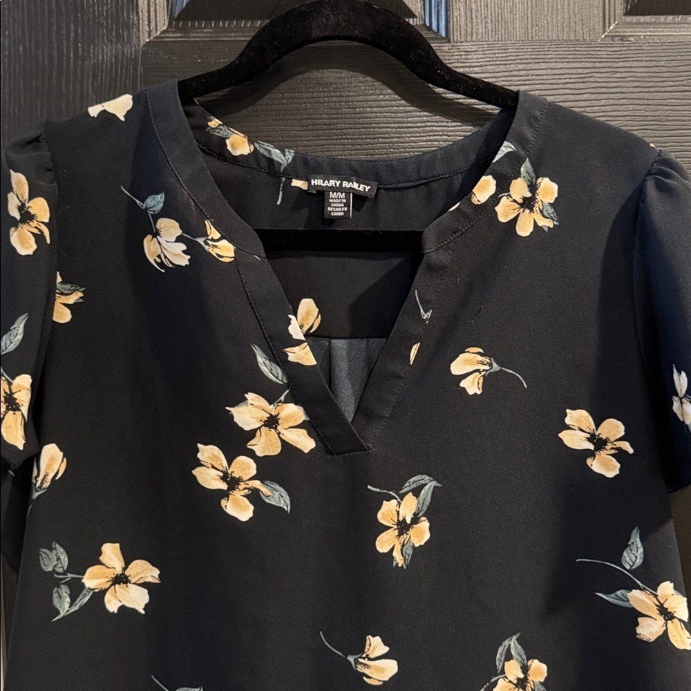 Hilary Radley Navy Floral Blouse - Picture 2 of 5
